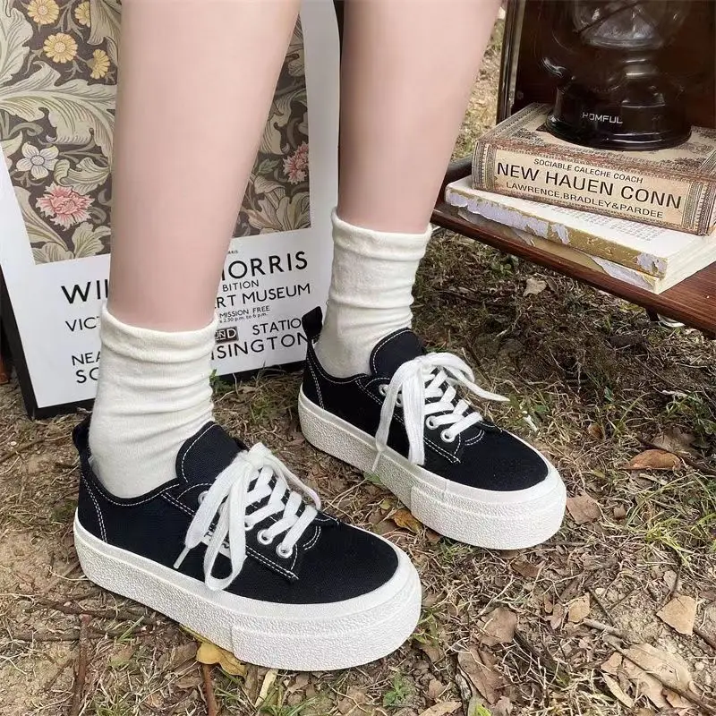 Women Canvas Flat Shoes Autumn New Fashion Thick Soled Sponge Cake Sports Low Cut Comfortable Canvas Casual Off White Sneakers