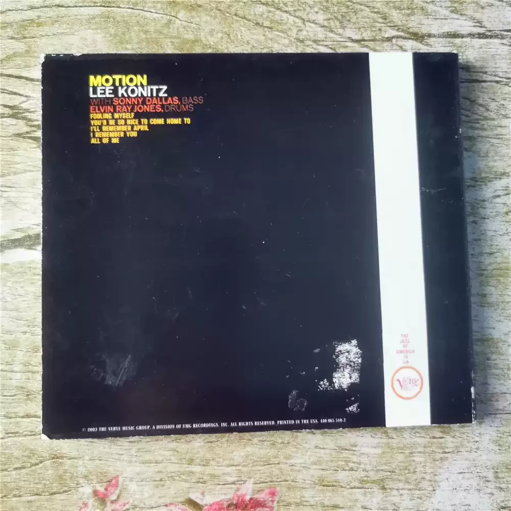 CD Lee Konitz Motion هذا الألبوم عبارة عن أعمال جاز كلاسيكية رائعة من Lee Konitz، تم تسجيلها عام 1961.