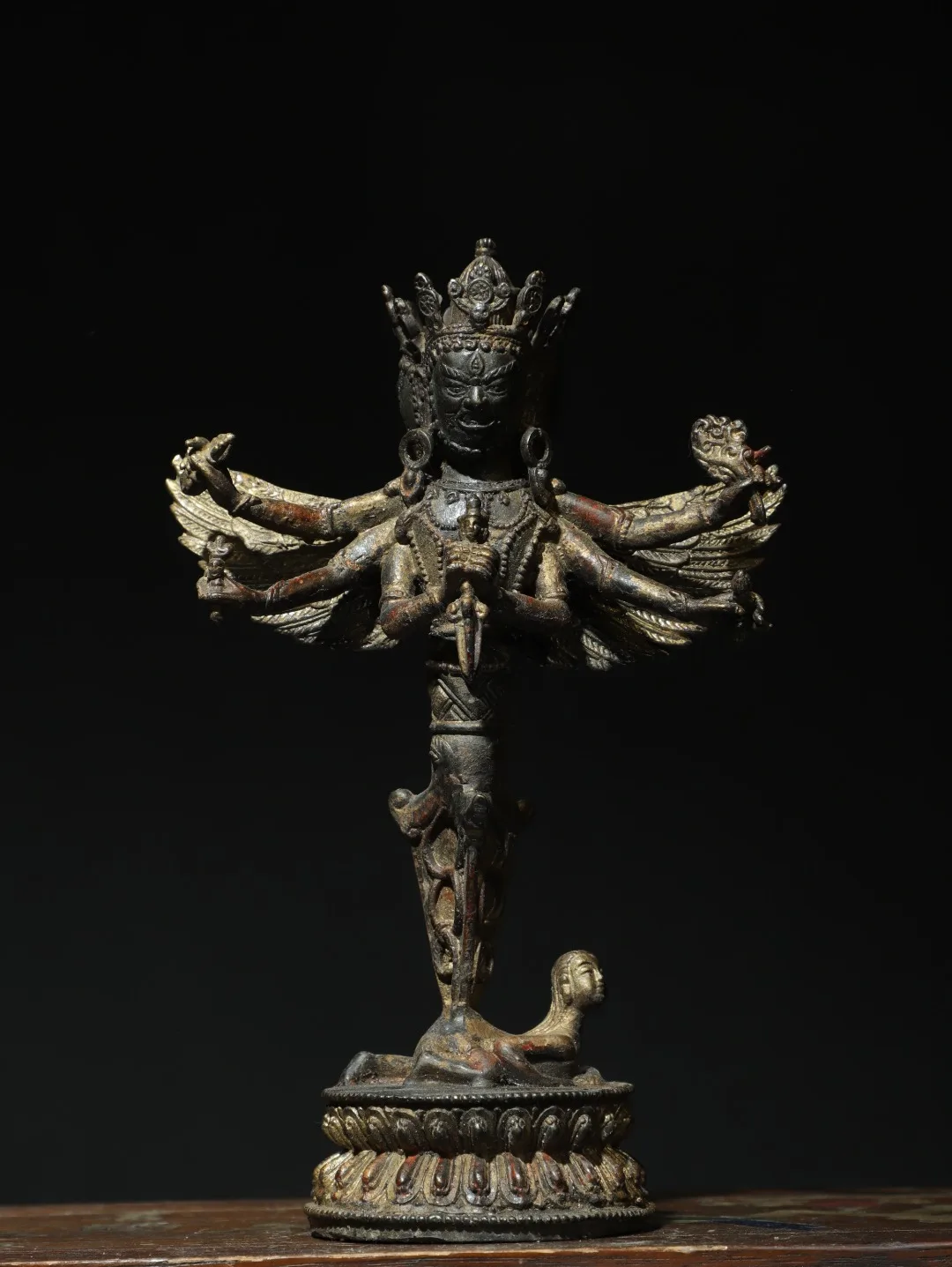 Old Bronze Gilded Cinnabar High Relief Puma Vajrayana Buddha Dorje Vajra Phurpa Amitabha Worship Hall