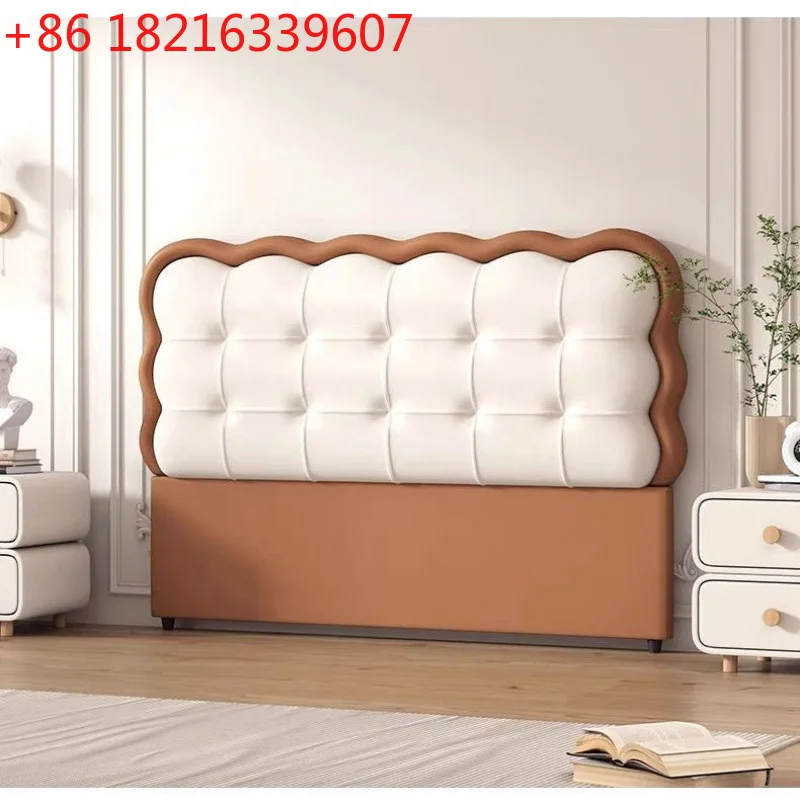 Französische cremefarbene Windkekse, Nachttisch, Kinder, Nachttisch, weiche Tasche, Rückenlehne, Brett, Internet-Berühmtheit, leichter Luxus