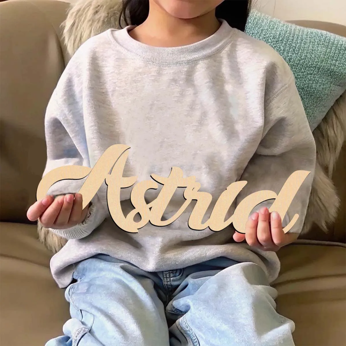 1 قطعة مثال مضحك Astild اسم مخصص علامة خشبية مقطوعة بالليزر لوحة خشبية مصنوعة يدوياً مع حروف مخطوطة أنيقة