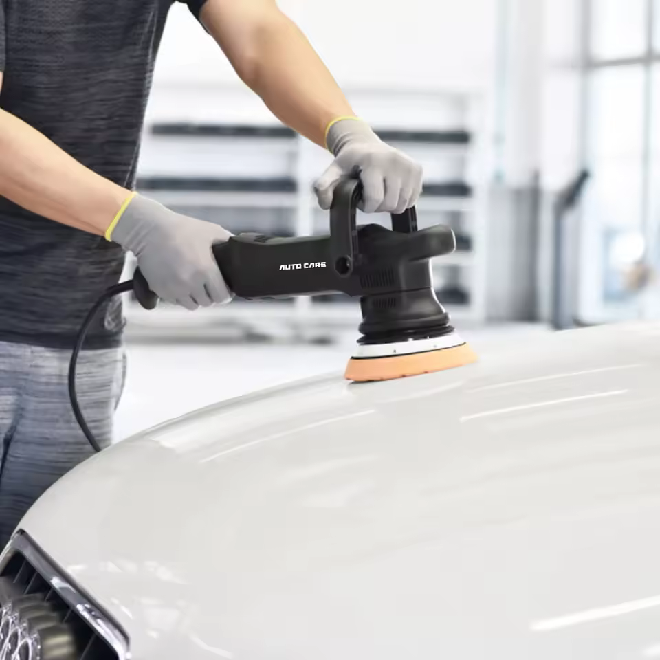 Showroom shine results achieved by a Car Polishing Machine.