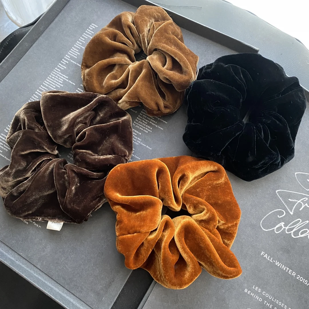 2024F/W Maillard caramel color 100%Silk velvet Hair loop headwear