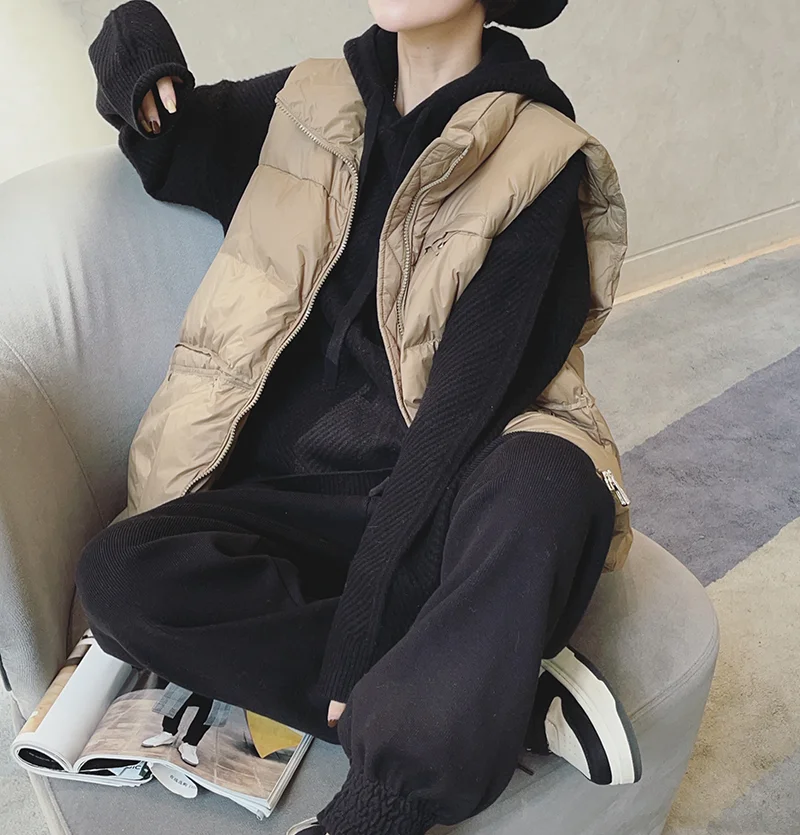 سترة نسائية بيضاء فاتحة للأسفل سترة نسائية قصيرة بدون أكمام كبيرة الحجم معطف سترات لخريف وشتاء 2025 سترة نسائية دافئة #1