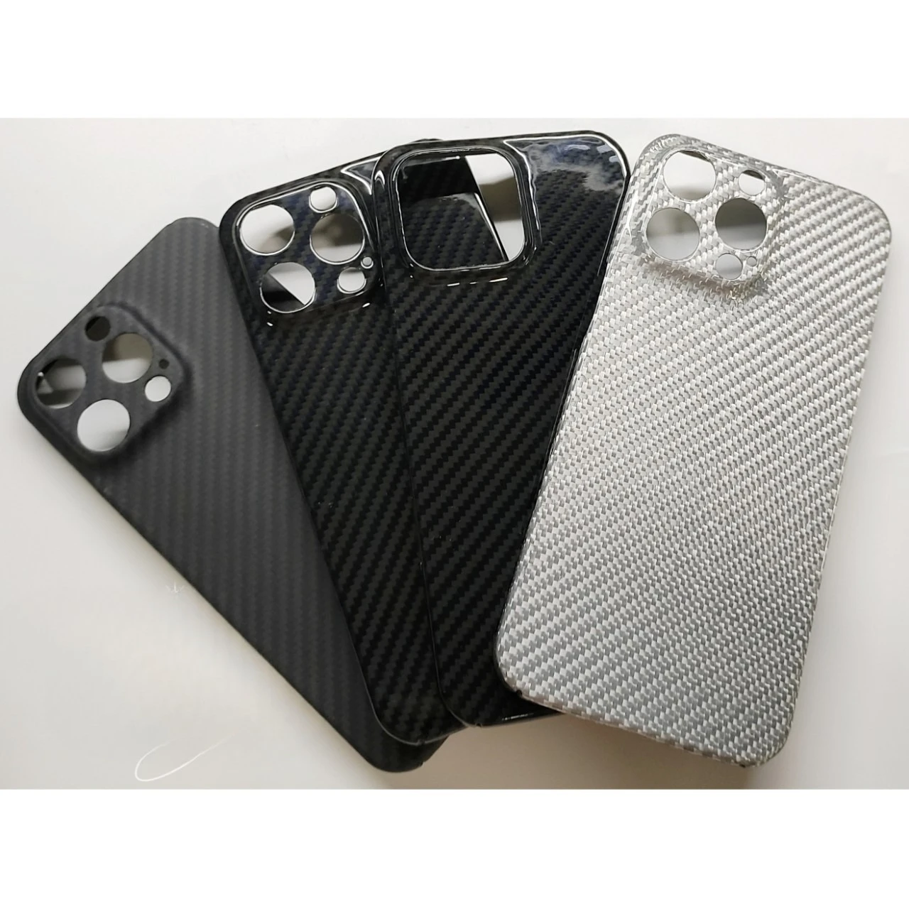 

For iPhone16pro max case Carbon fiber phone covers Lens protection ultra-thin Carbon fiber case
