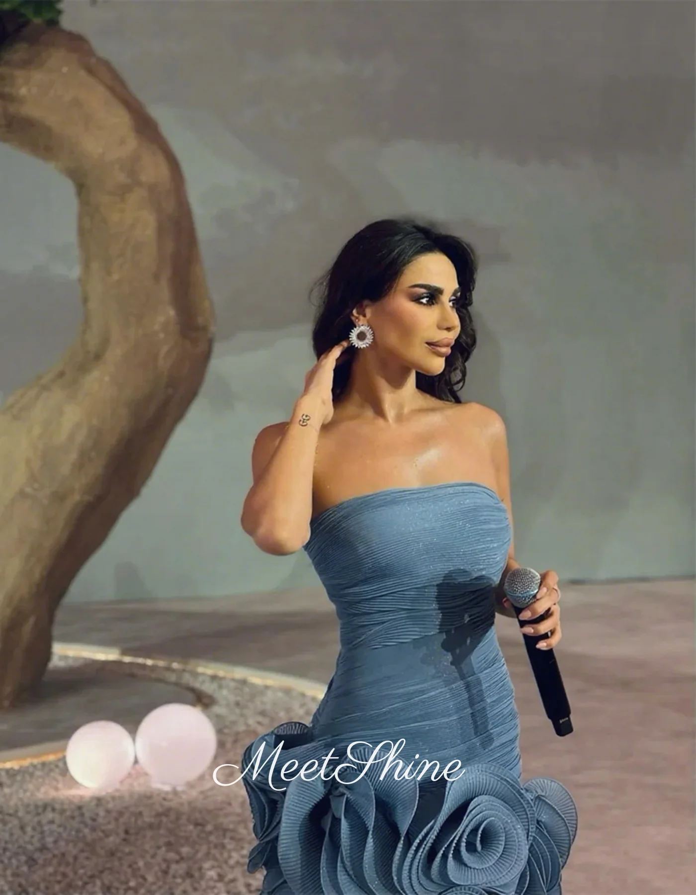 فستان سهرة أنيق بدون حمالات مكشكش بطيات مثير من التل على شكل حرف a بدون أكمام سويب تراين فساتين رسمية لحضور الحفلات الموسيقية حسب الطلب