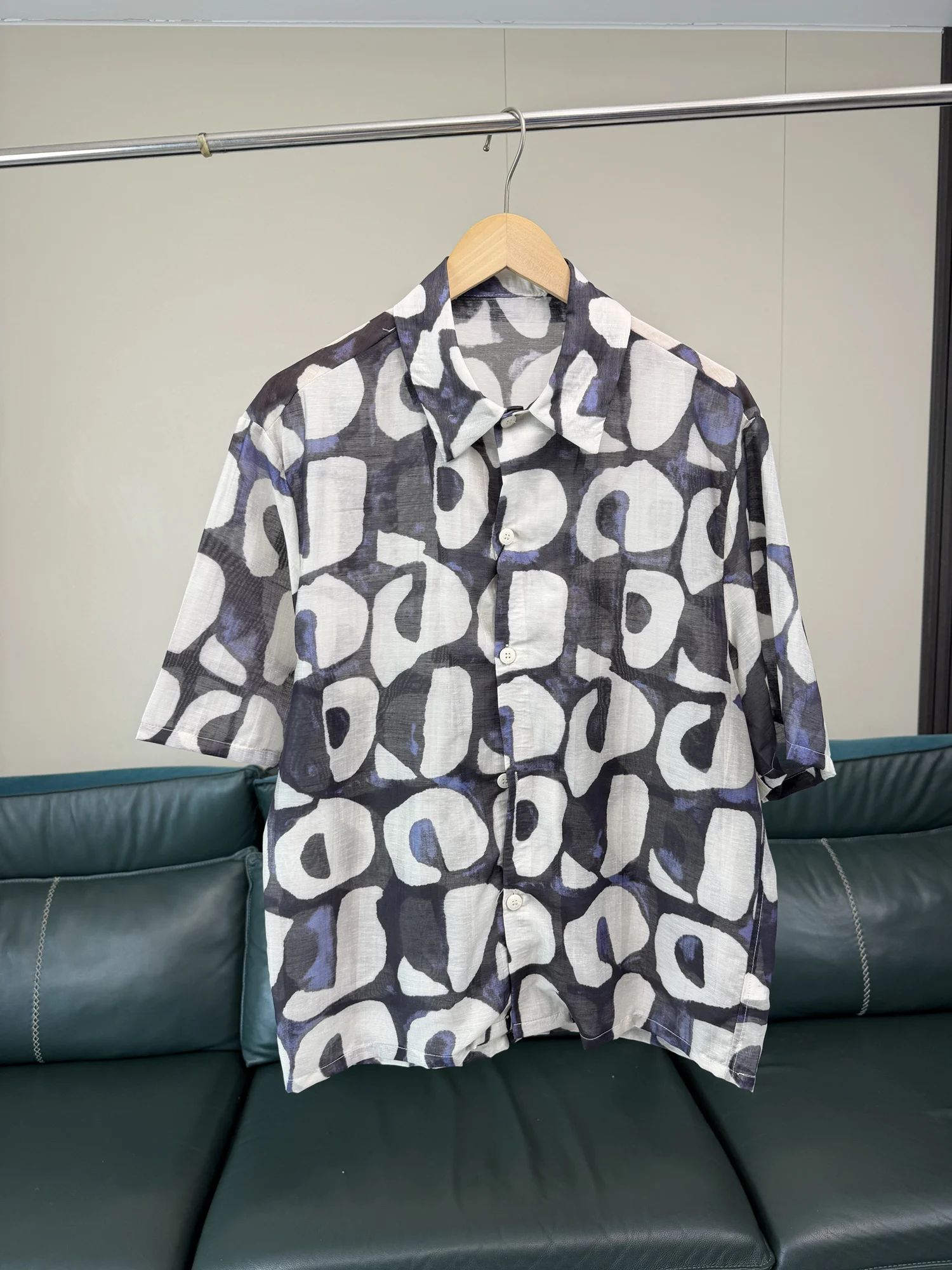 Loose Fit Geometric Print Short Sleeve Men's Shirt Summer Fashion Straight Cut Casual Style Button up Cardigan
