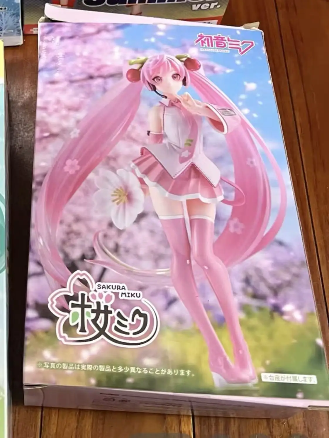 figura-originale-banpresto-bpev-di-hatsune-miku-e-sakura-miku-giocattolo-anime