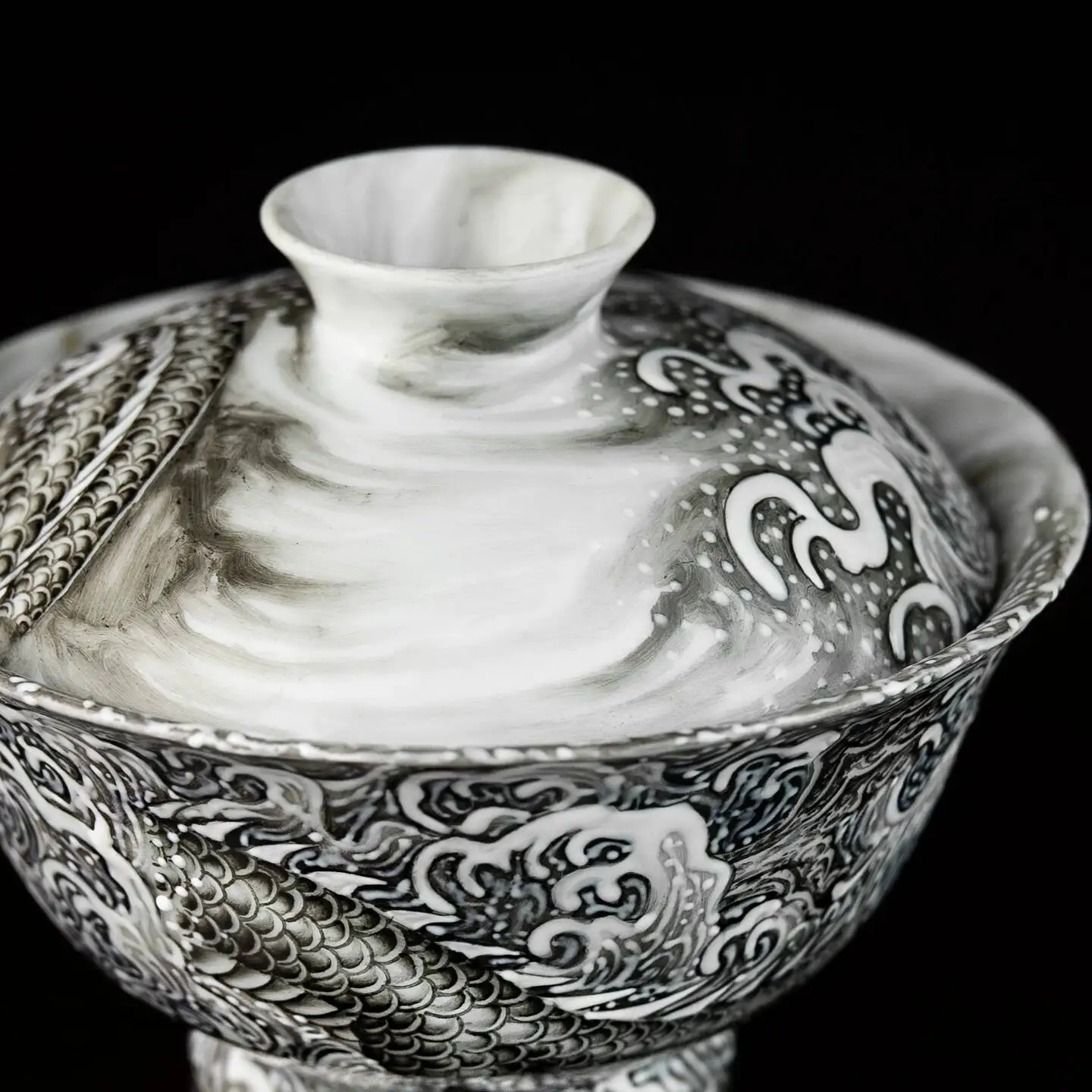 Holy Mountain Jingdezhen High-End Ink Dragon Water-Absorbing Set, Hand-Painted Pastel Ceramic Tea Set With Teacup