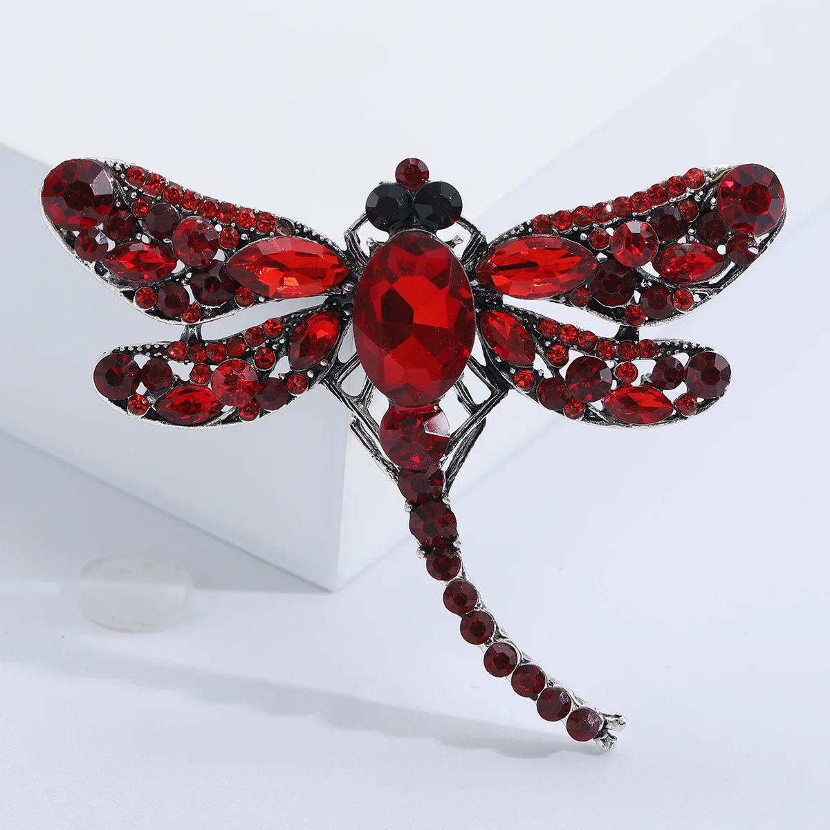 Women Large Crystal Vintage Dragonfly Brooches Gradient Zircon Insect Brooch Lapel Pin Fashion Dress Coat Accessories Cute Jewel