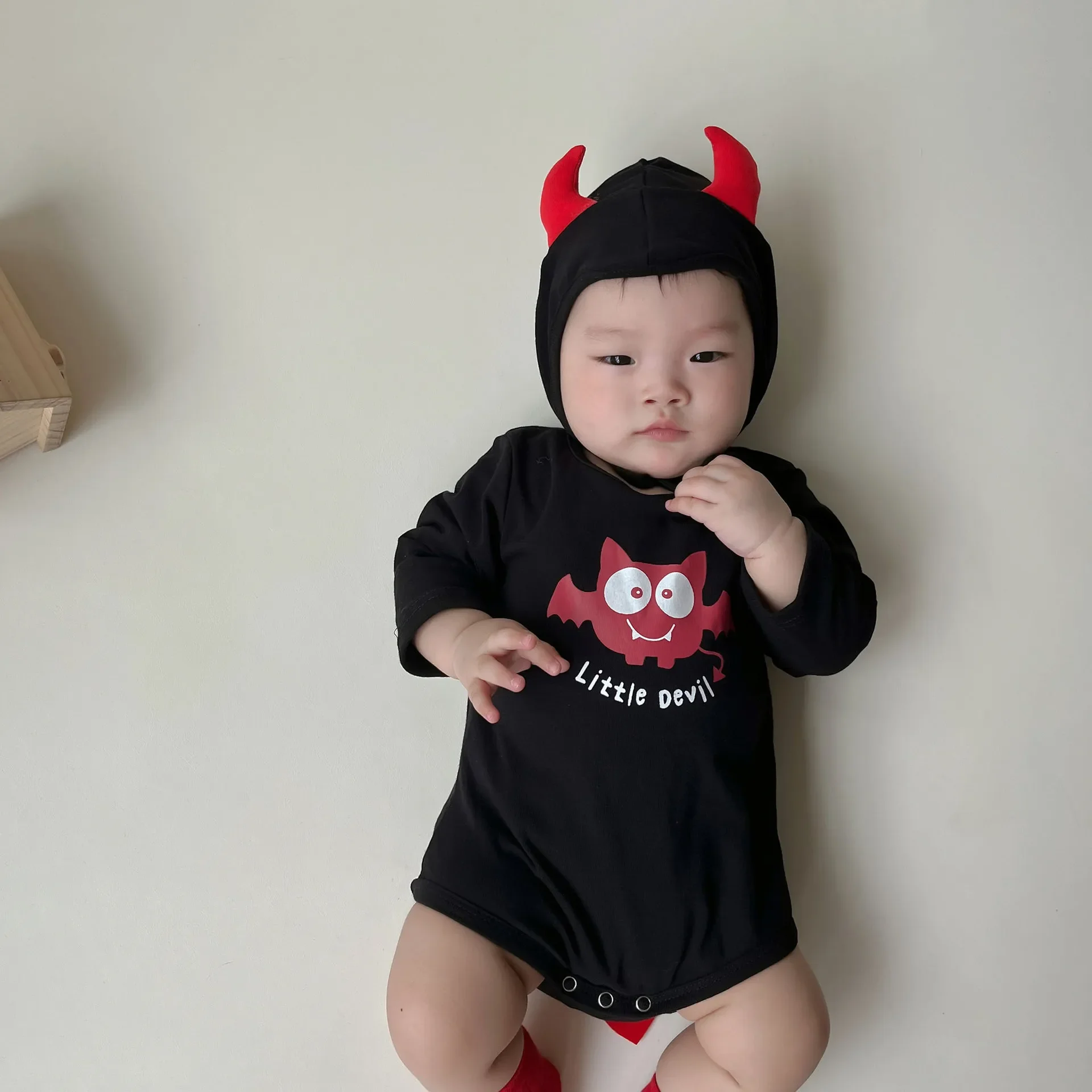 Ropa de tiro de manga larga con estampado de diablo para bebé, ropa con temática de Halloween, versión coreana, otoño