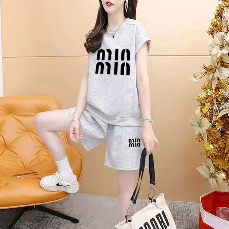 

Sporty Shorts Sets Short Sleeve T-shirt 2 Piece Sets Women Outfits Summer Sportswear Suits Loose Korean Style Casual Pants Sets