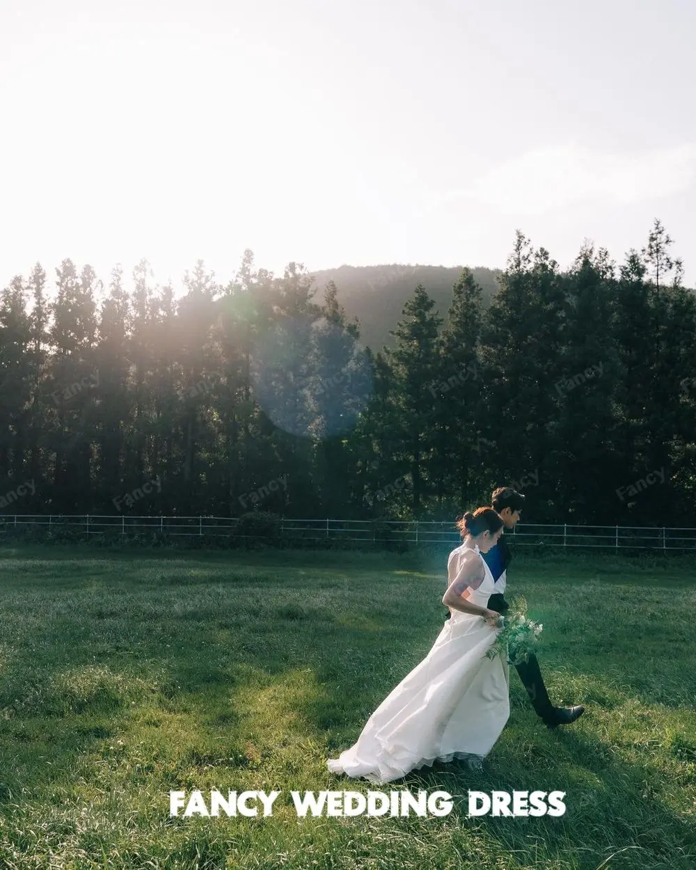 Fur ses-Robe de mariée élégante coréenne, robe de mariée à licou, photographie de jardin, une ligne de patients, longueur au sol en fibre, personnalisée