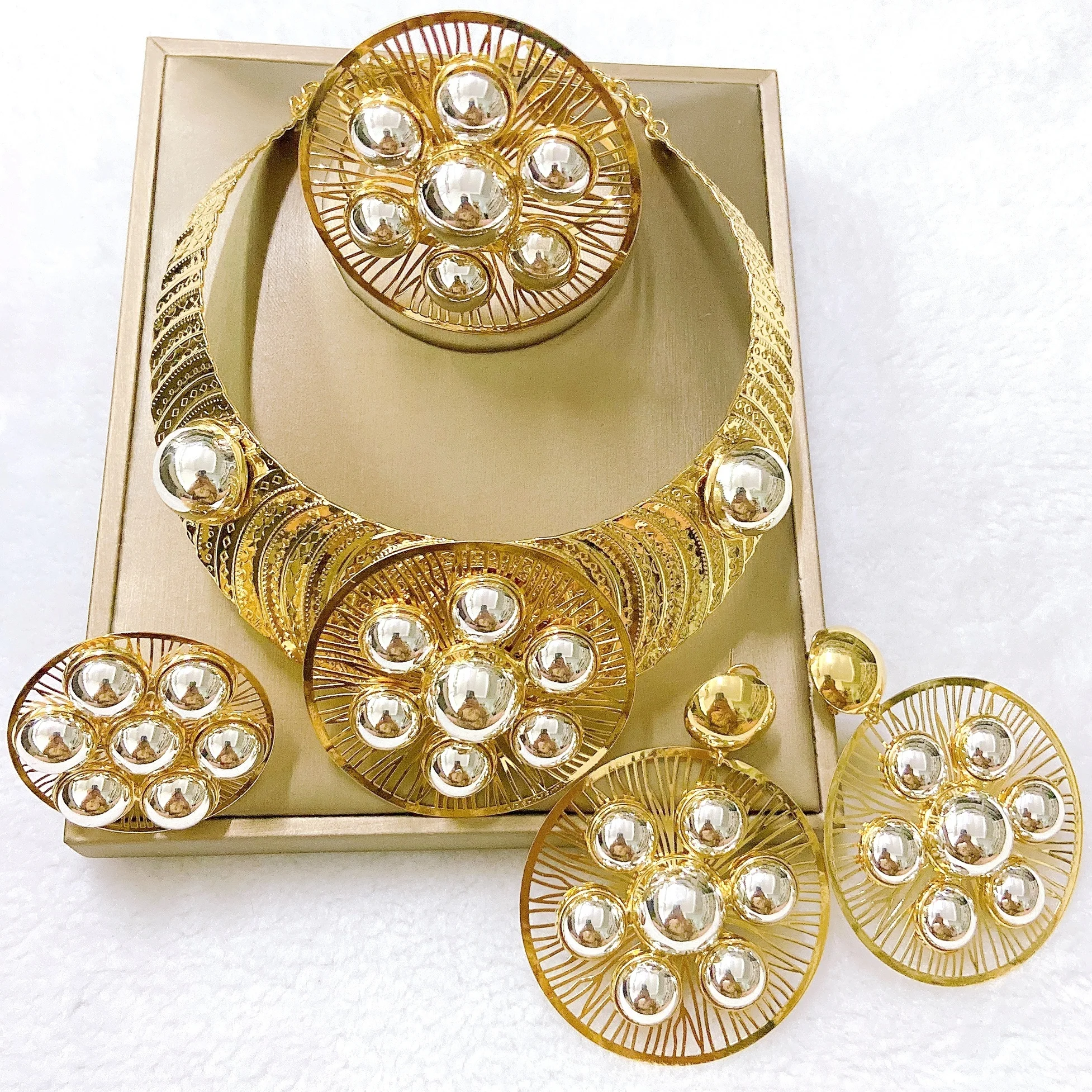 set-di-gioielli-con-fiori-color-oro-della-nigeria-regali-per-matrimoni-africani-per-donne-bracciale-collana-orecchini-anello