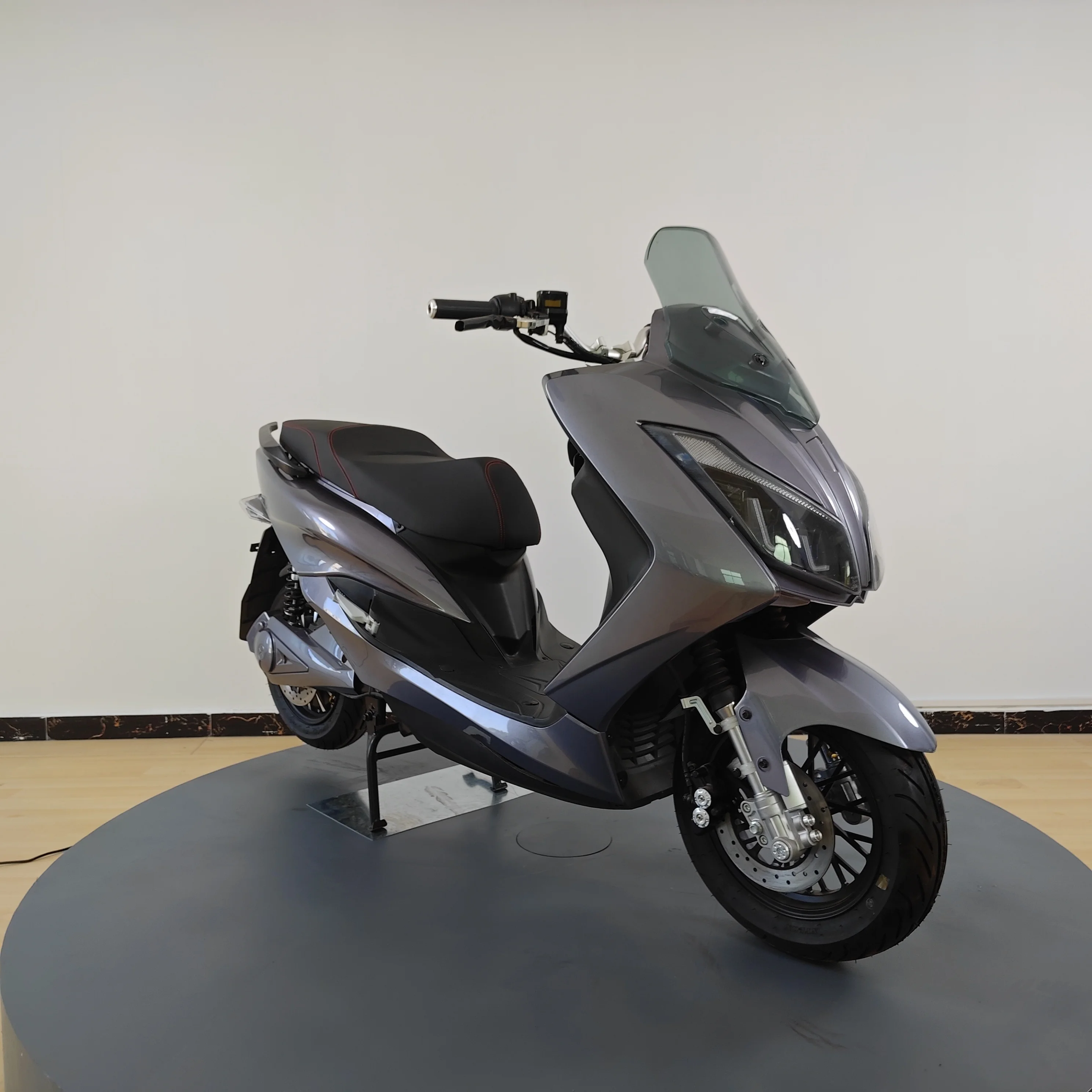 RRE 2026 Hot-selling 80km/h 72V20AH 3000W motor electric sports motorcycle, two-wheeled electric motorcycle, electric motorcycle