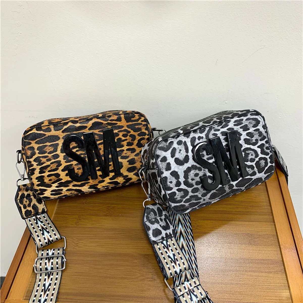 Women's Leopard/Solid Crossbody Bag SM Letter PU Lightweight Zipper Adjustable Strap for Daily Commute Shopping Shoulder Bag