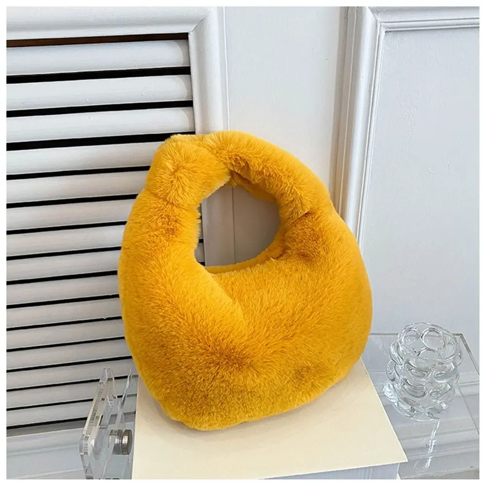 Fashion Furry Warm Plush Coin Purses Half Moon Bag Wrist Bags Fur Handbags