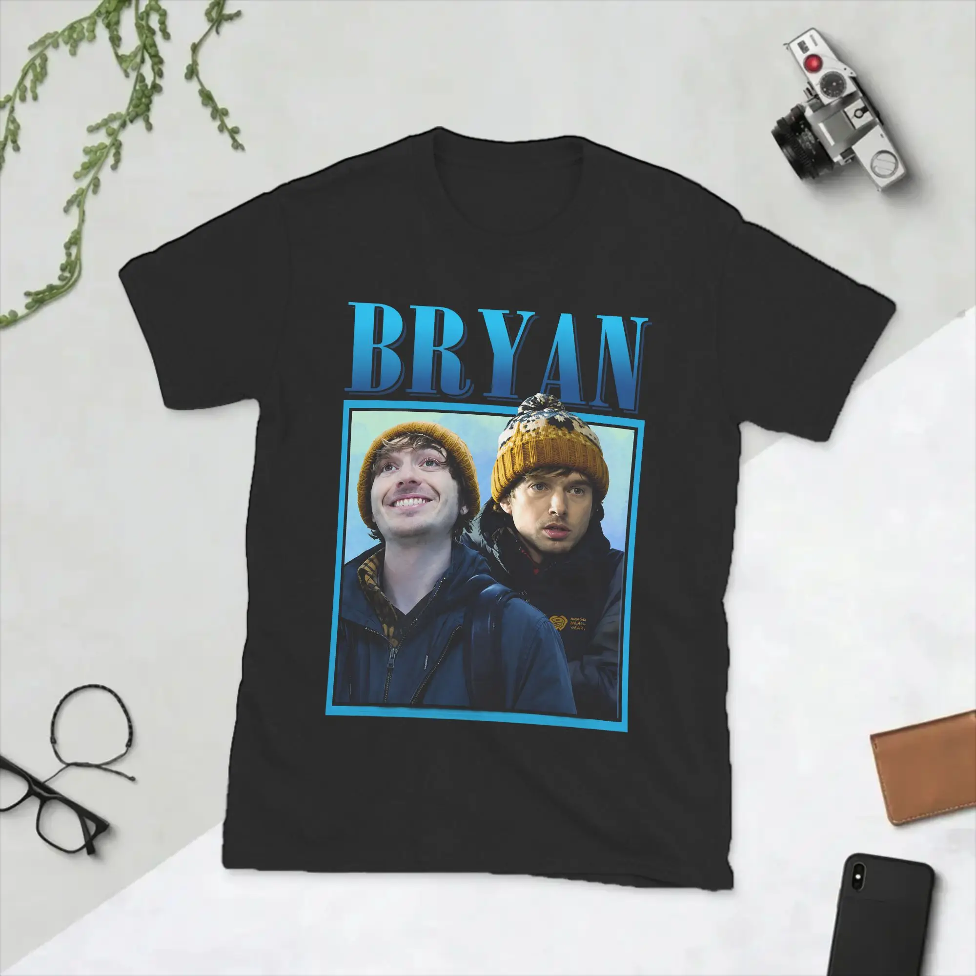 Humor Austin Abrams as Bryan  T-Shirt Men Round Neck 100% Cotton T Shirt  Short Sleeve Tee Shirt New Arrival Clothes