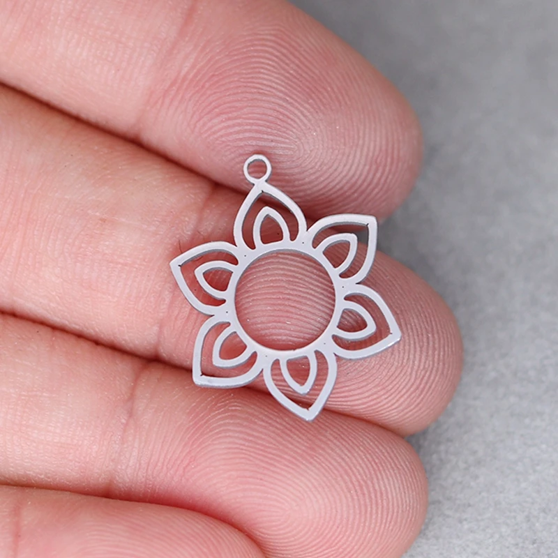 

3pcs Vintage Lotus Flower Stainless Steel Pendant DIY Craft Earrings Necklace Charms for Jewelry Making Yogo Amulet Accessories