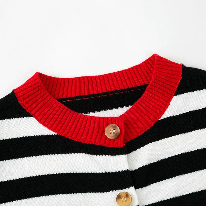 سترة ربيعية مخططة من القطن الخالص باللون الأسود والأبيض للأولاد والبنات والأطفال - ملابس خارجية سترة محبوكة