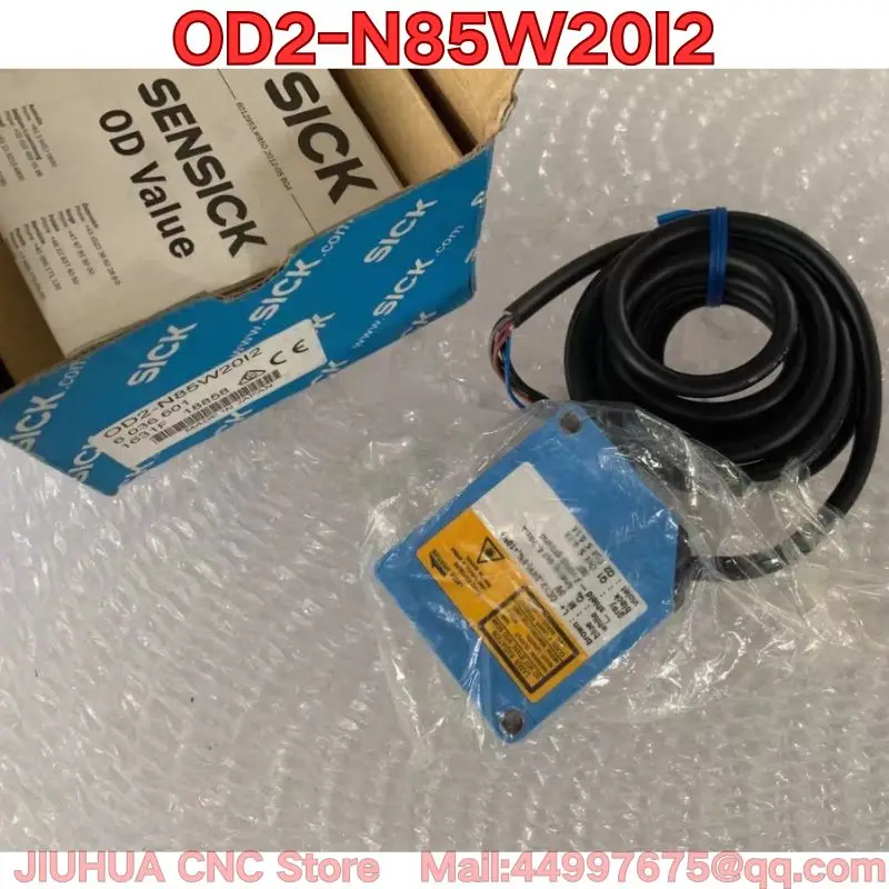 New OD2-N85W20I2 displacement sensor