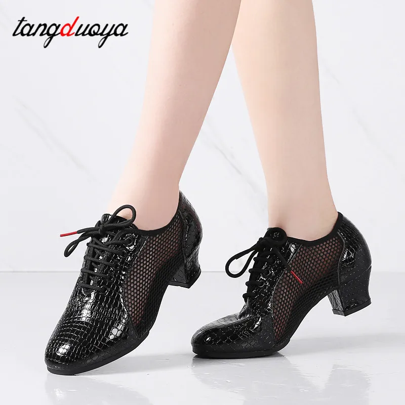 

Women Red Black Latin Dance Shoes Outdoor Jazz Ballroom Salsa Dancing Shoes Teacher Training Modern Tango Dance Sneakers Female