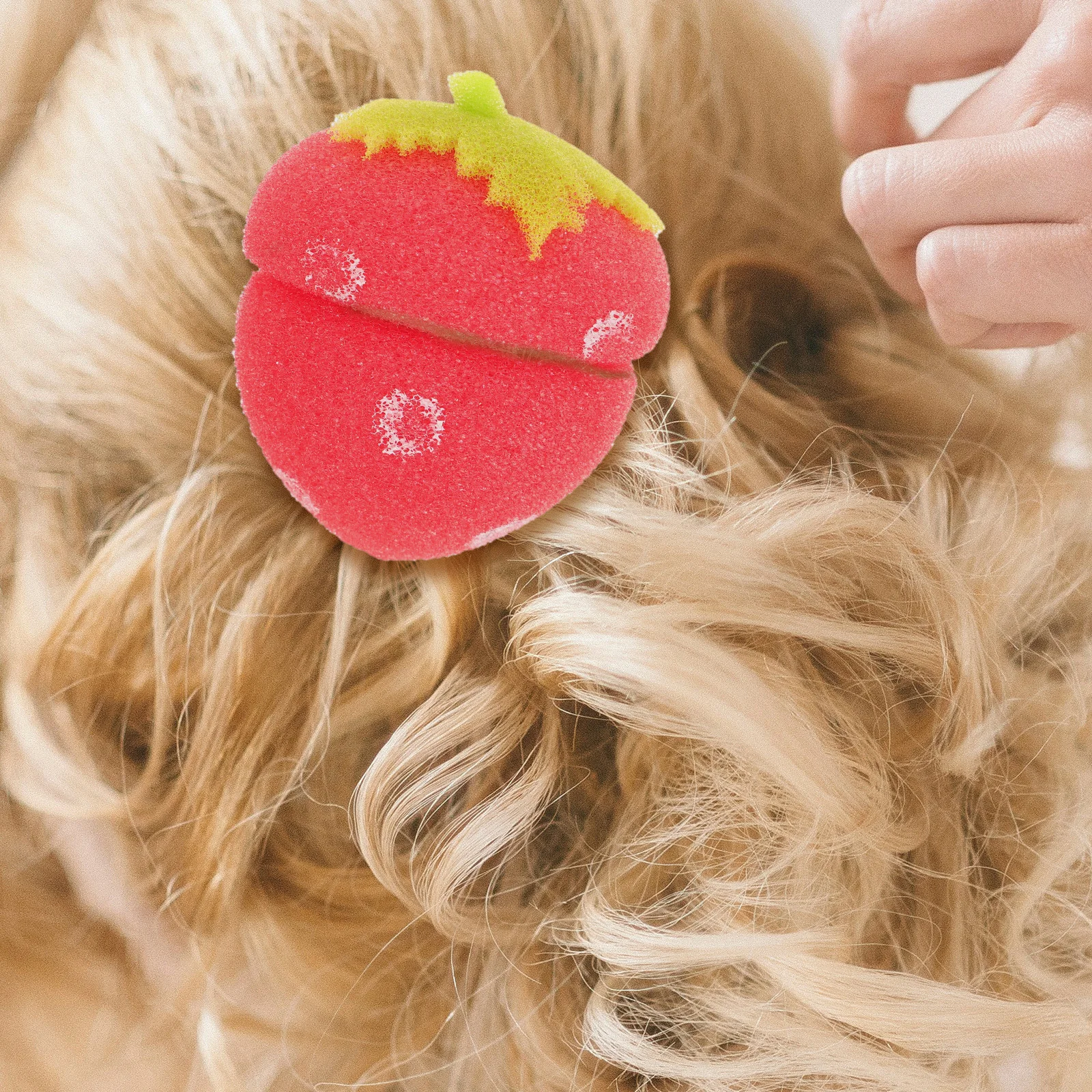 

12 pcs Strawberry Shaped Sponge Hair Curlers Red Breathable Lightweight Sleep-Friendly For Wet Dry Hair Styling