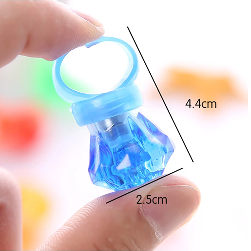 Light Up Diamond Ring imitazione Big Diamond Ring Finger Light Night Led lampeggiante per bambini Finger Ring Light Toys