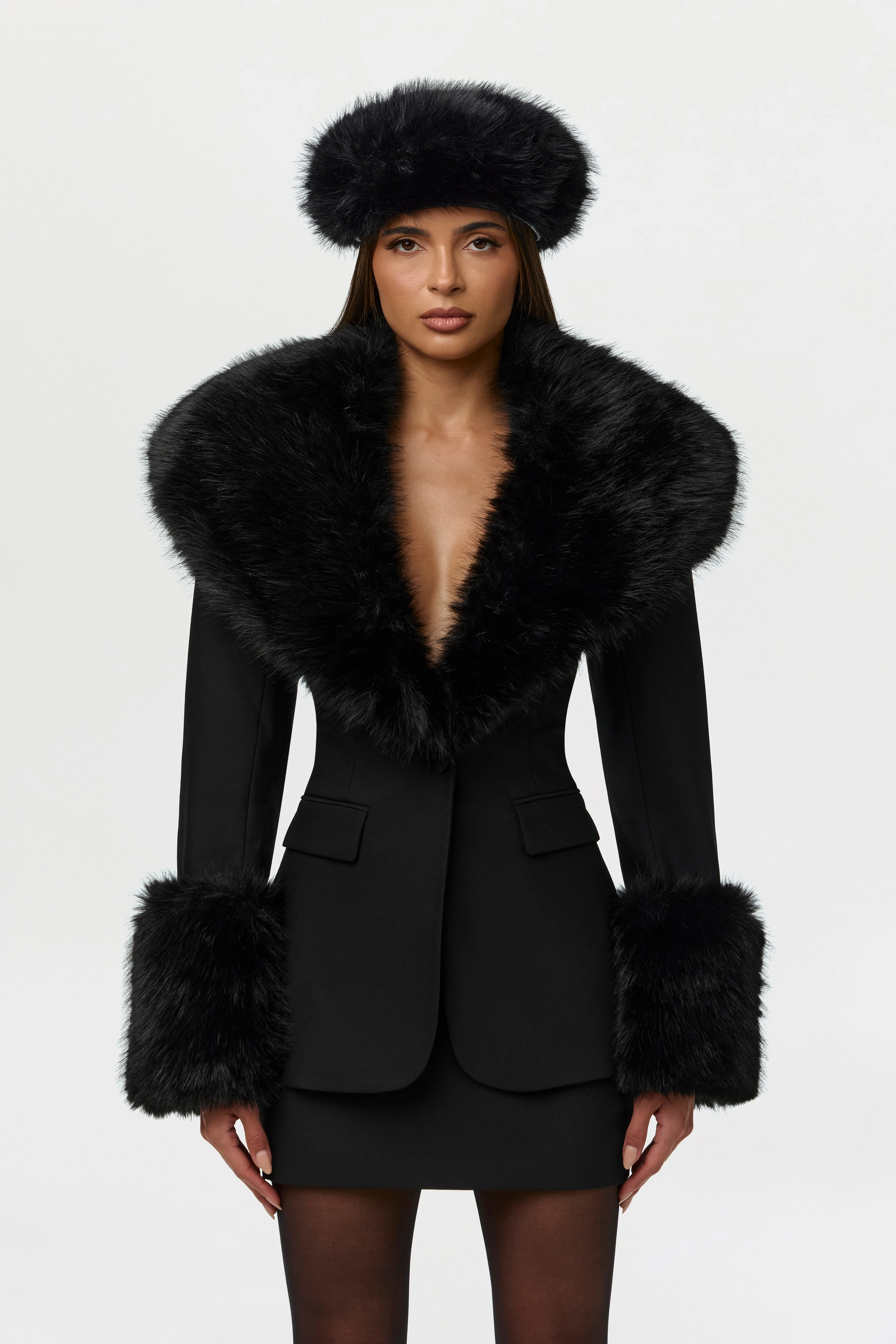 Laur 2026 new Women Faux Fur Collar Blazer, Slim Fit Jacket with Fur Cuffs, Elegant Winter Party Outerwear