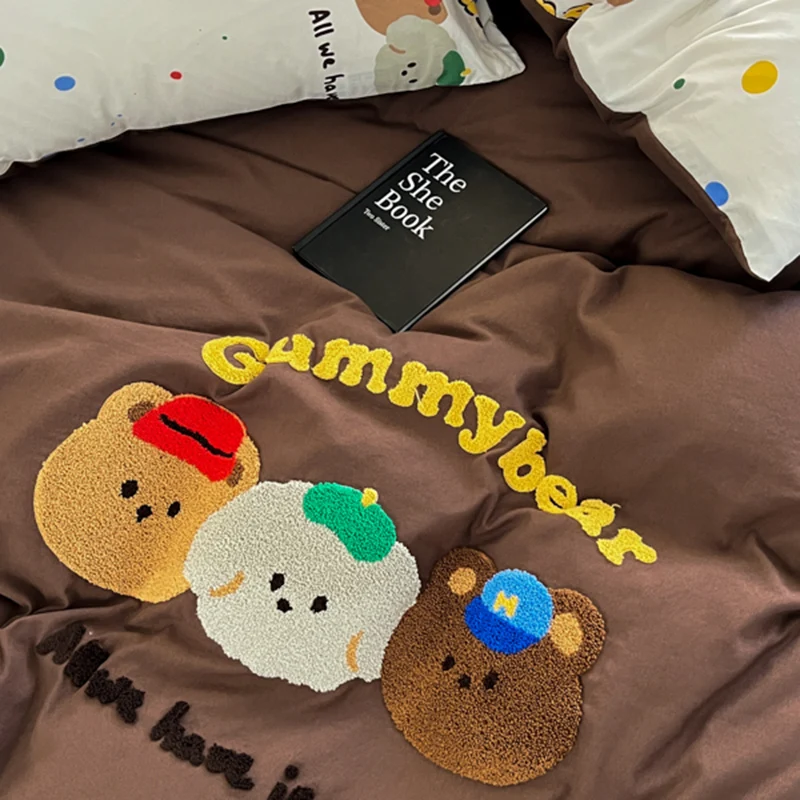 Imagem -06 - Conjunto de Cama Bordado Urso Mocha Gêmeo Rainha Capa de Edredão Fronhas para Adultos Crianças Lençol Plano Bonito Colcha Kawaii