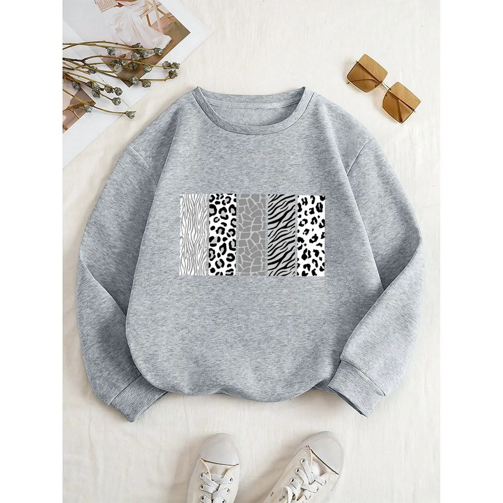 

Round Neck Long-sleeve Women Sweatshirt Winter Casual Abstract Animal Print Comfortable Long Sleeve Sweater Winter For Women
