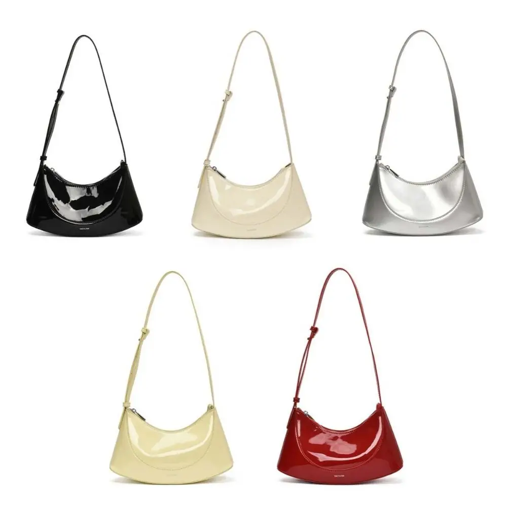 PUレザー半月型クロスボディバッグ 多用途クロスボディPUレザーショルダーバッグ 韓国風財布 腕の下バッグ 旅行用