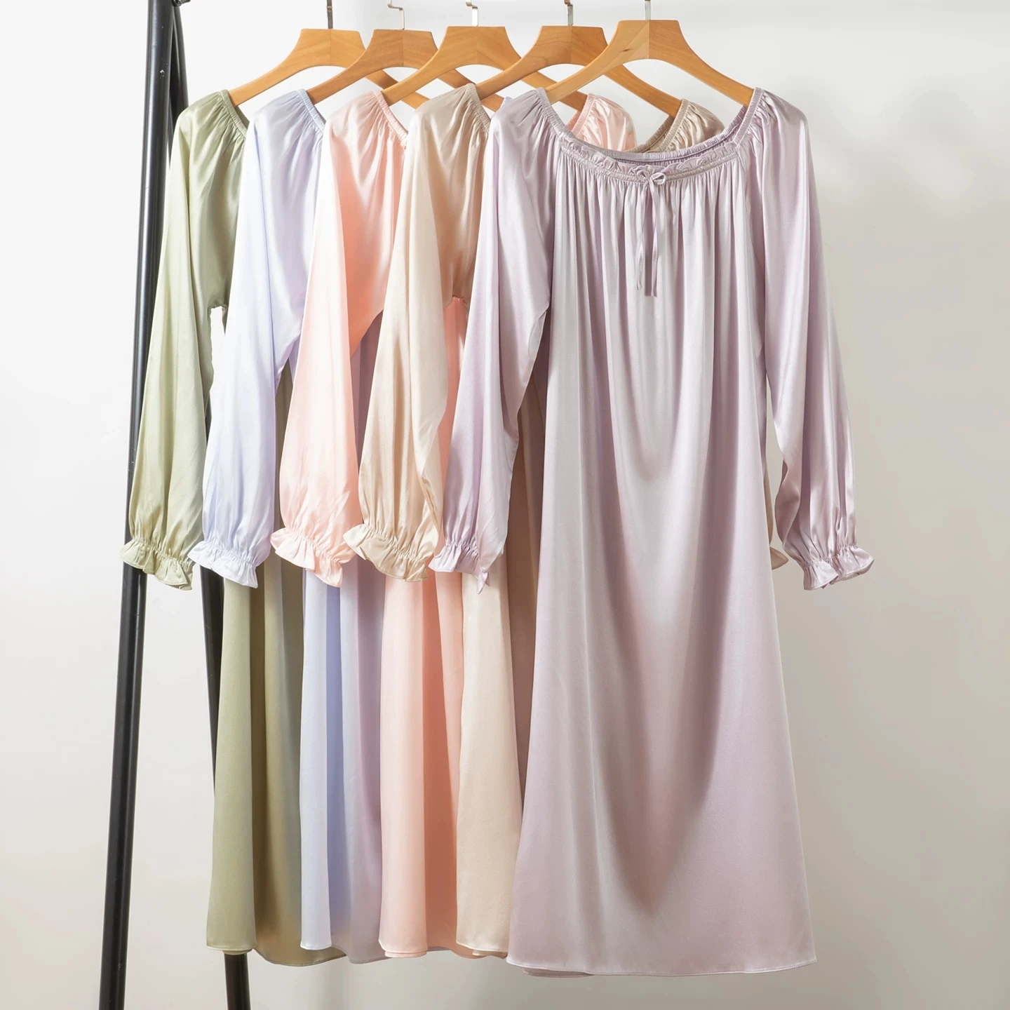 Women Real Silk Nightgowns Sleeping Dress Mid-length Loungewear Sleepwear 92%Mulberry Silk Lady Long Sleeve Nightdress Home Wear