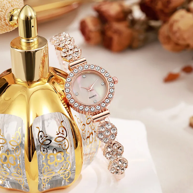 Trendy Women's Quartz Watch Diamond Encrusted Colorful Small Exquisite Ladies Wrist Watch Alloy Durable Elegant Female Watches