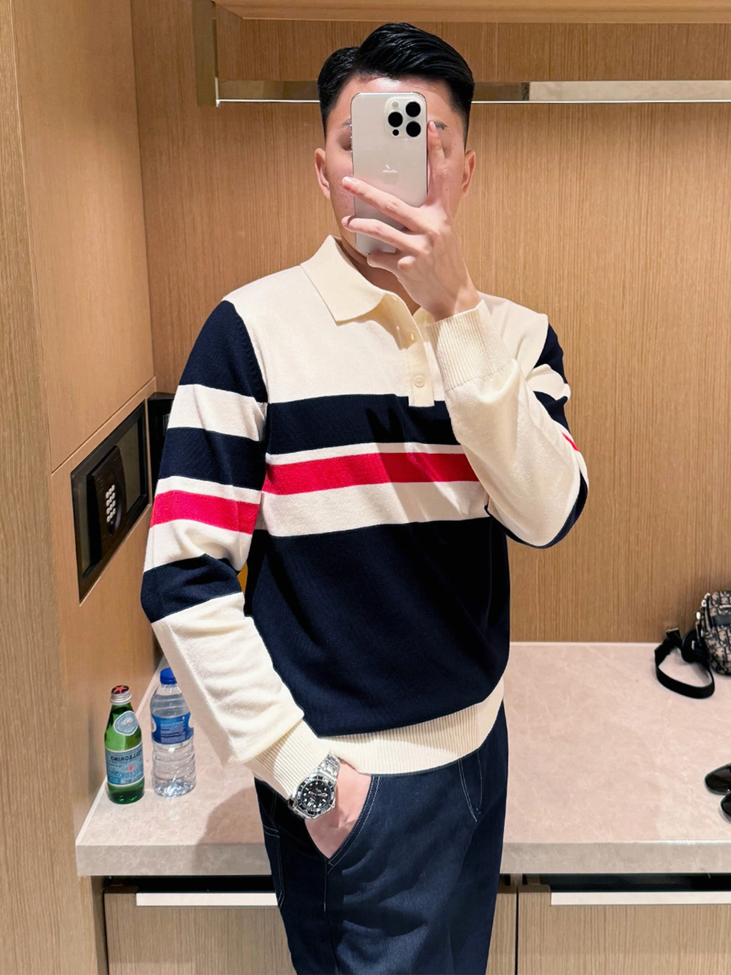 

Мужская трикотажная рубашка с длинным рукавом, модная, приталенная, с цветными вставками, высокоэластичная, в французском стиле.