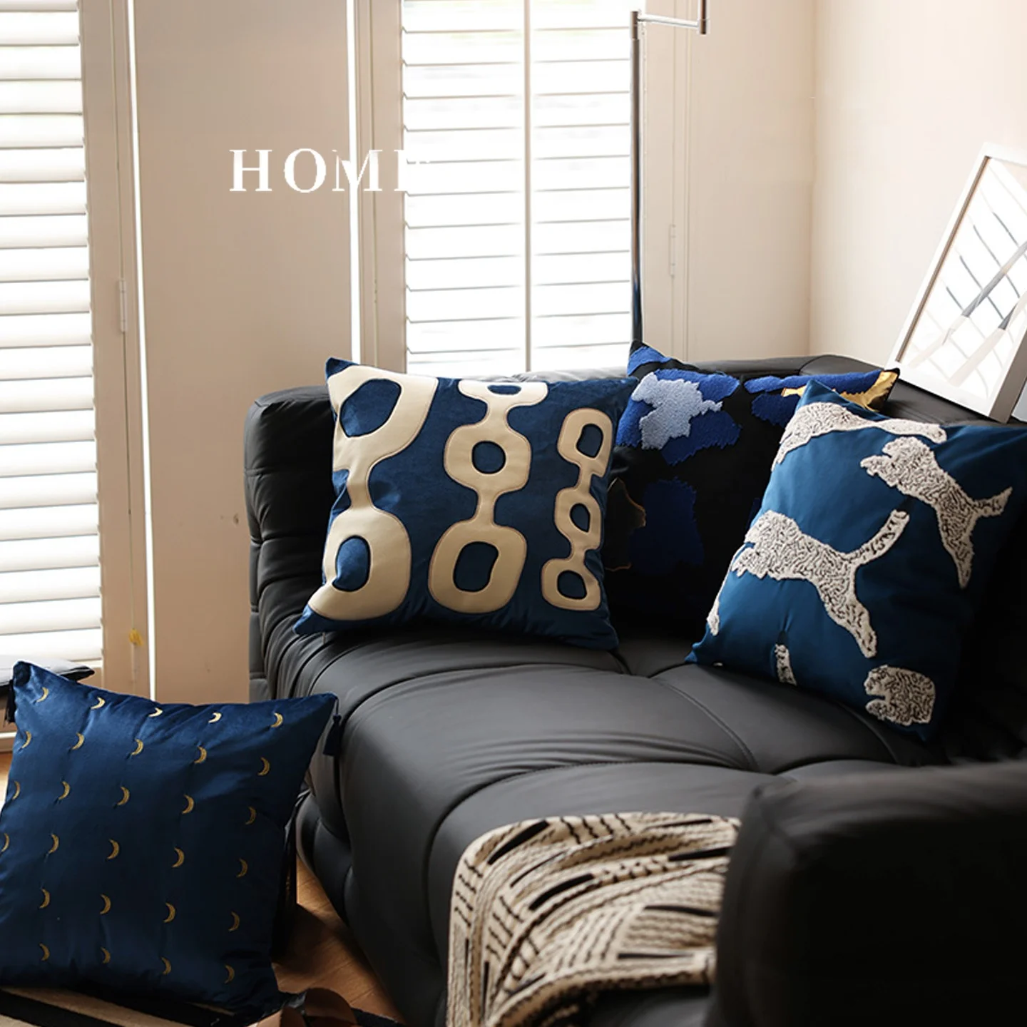 

Velvet Skin-Friendly Blue Pillow Window Ba American Core Klein Sofa Not including Sample Room Simple Bed Head Cuion