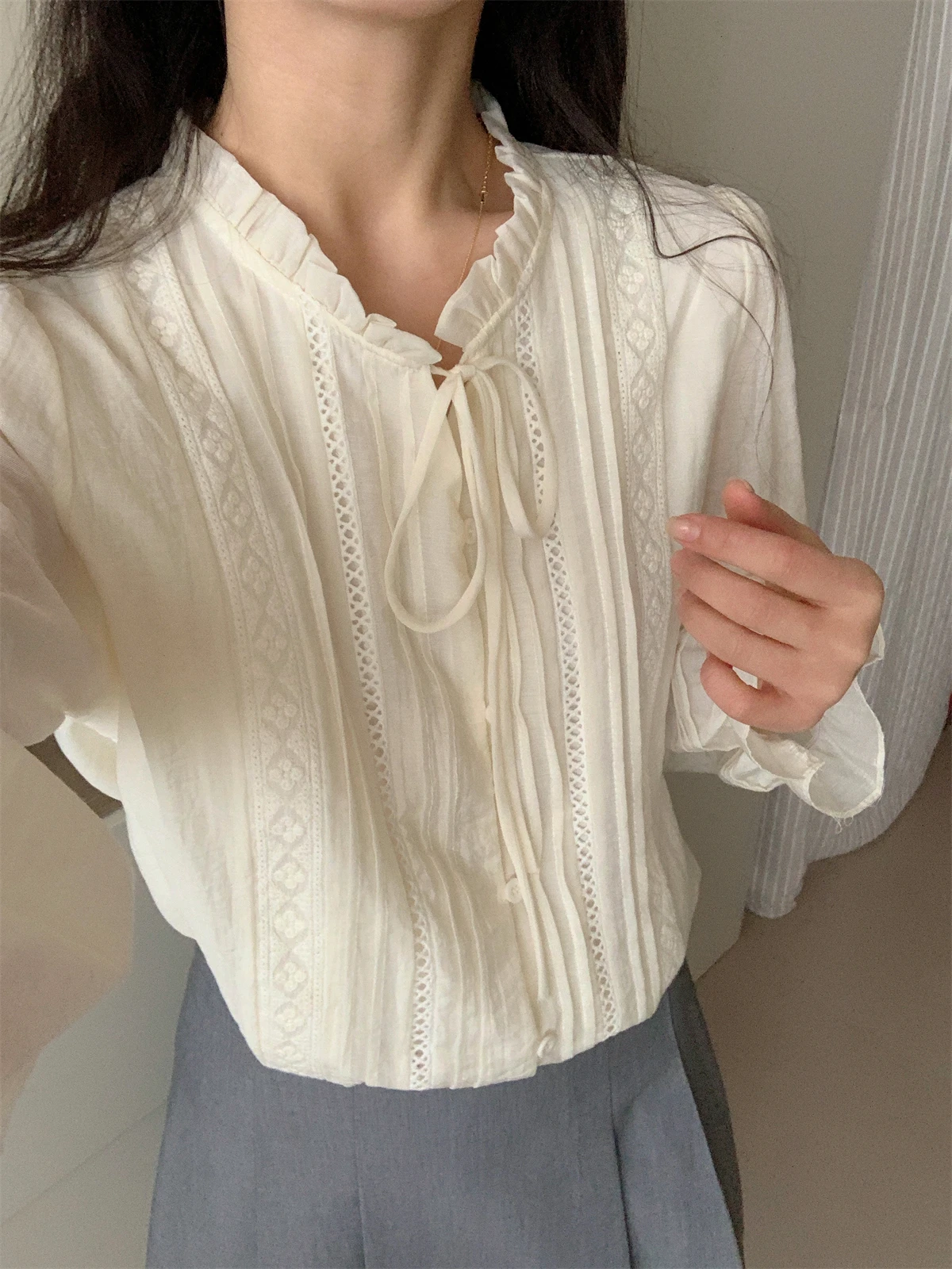 

Korean Style Casual Slim V-Neck Long Sleeve Shirt Women's Pure Color Top Spring Commute Versatile Simple Design Polyester Fiber