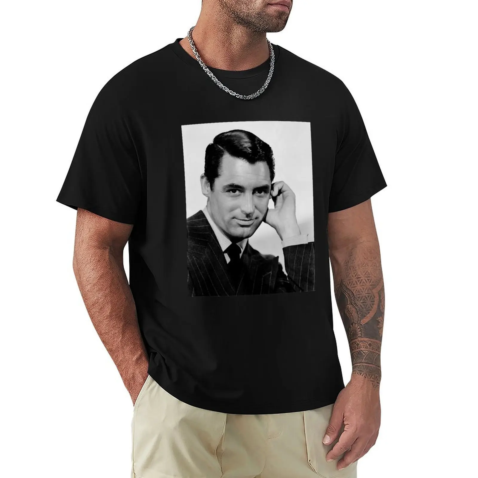 

Cary Grant - When people tell you how young you look, they are telling you how old are! T-Shirt blue archive men clothings