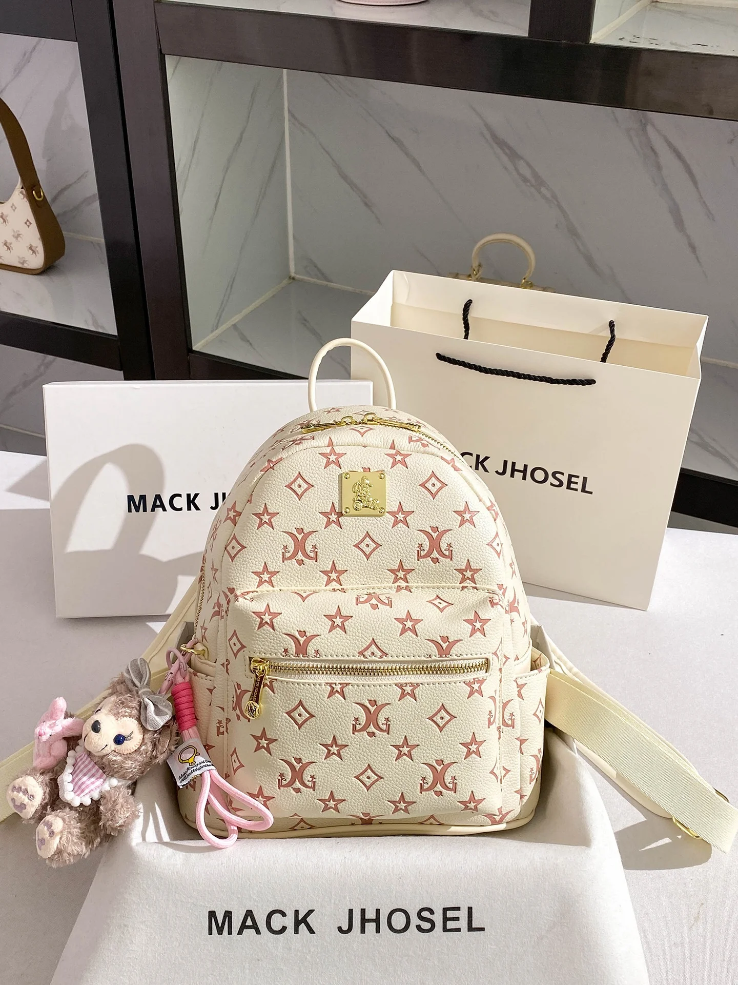 sac-a-dos-de-banlieue-en-cuir-gaufre-tendance-mack-jhosel-pour-femme-nouvelle-collection-printemps-2026-sac-a-bandouliere-souple-decontracte-a-motif-geometrique