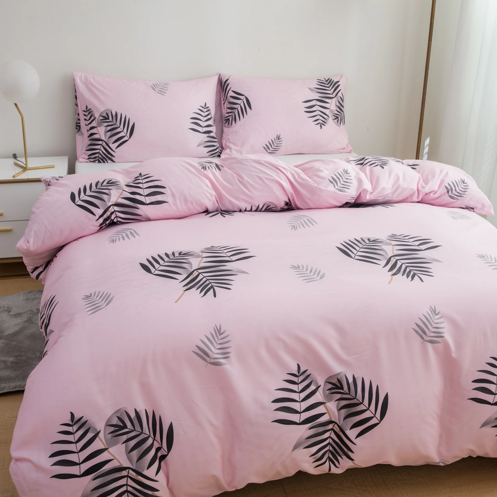 Plant Branch and Leaf Pink Bedspread 3-Piece Set, Ultra-Soft, Comfortable and Breathable Bedding Duvet Set, Suitable for Bedrooms and Guest Rooms (Bedspread + Pillowcases, Without Comforter and Pillow Inserts) for All Seasons, Machine Washable