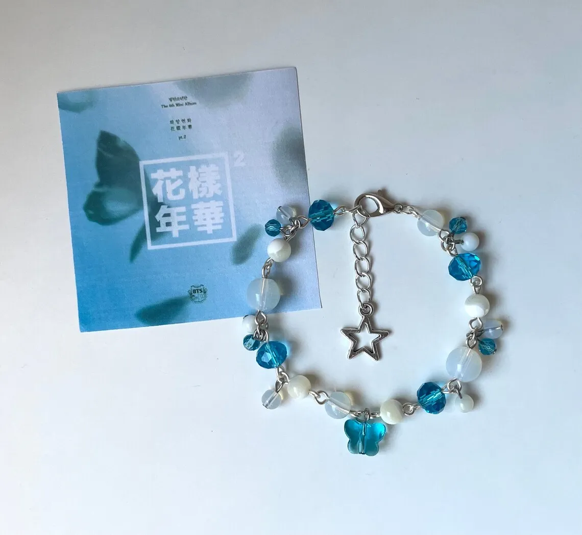 Handmade blue and white bracelet | TXT The Most Beautiful Moment in Life, Part 2 inspired beaded bracelet | KPOP jewelry