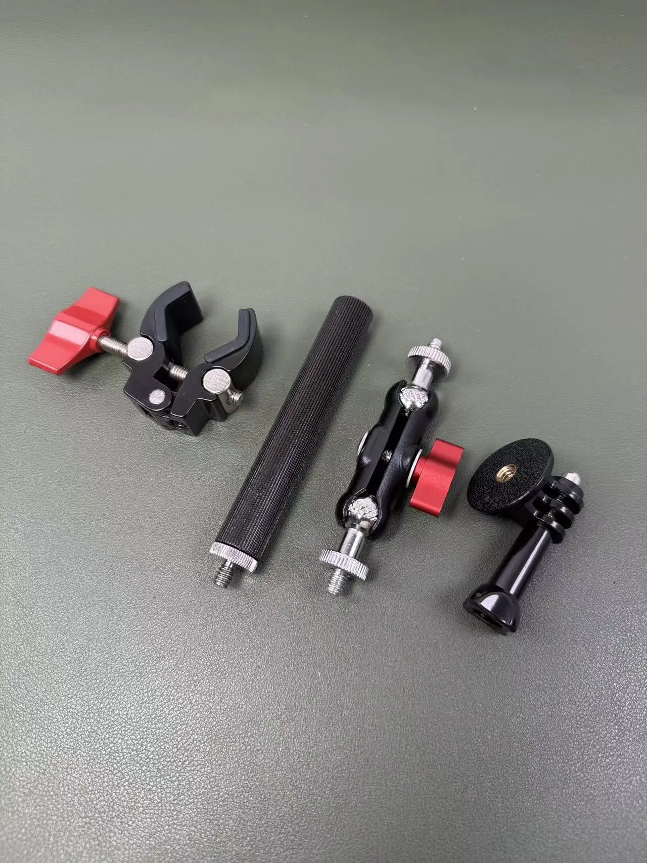 Verlängerter Kamerahalter aus Aluminium mit 360° ° Drehgelenk-Universalhalterung für Desktop-Rundrohre Sport-Camcorder-Ständer – Detail 7