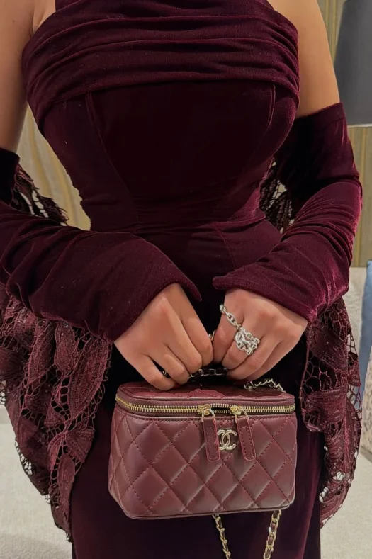 高品質のカスタムメイド、ストラップレス、ホルターネック、床丈の赤いロングドレス、Aライン、エレガントなドレス、女性用、結婚式、パーティー、ドレス