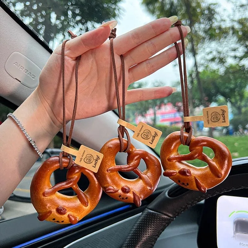 Creative Aromatherapy Pendant Alkali Water Bread Pendant Bread Zaizi Alkali Water Knot Car Pendant  Aromatherapy Home Decoration