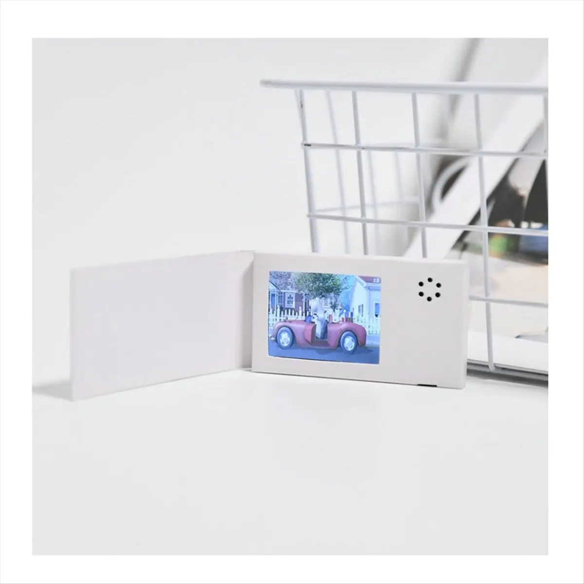 Fashion 2.4inch Birthday White Video Book Card 128MB Lcd Invitation Gift Music Greeting Card Upload Video Lcd Greeting Card