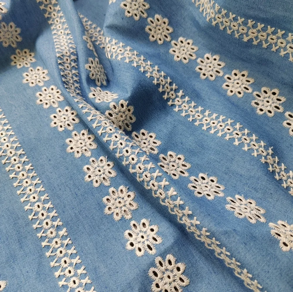 

Cotton denim embroidery fabric handmade DIY skirt clothing fabric curtain dress handmade home decoration fabric 1 meter
