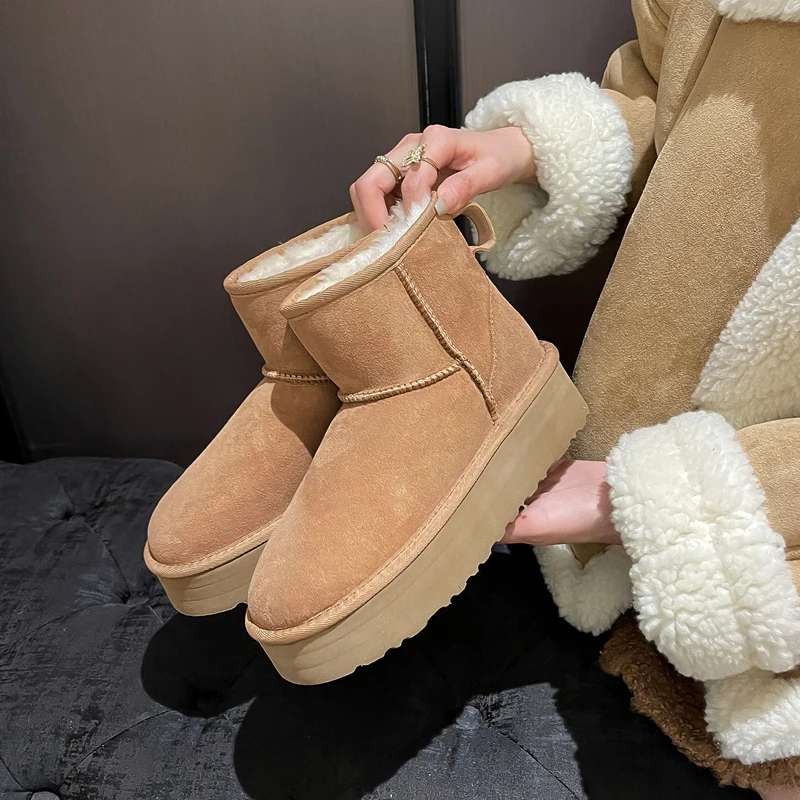 Winter Snow Boots Warm Fur inner Women Platform Shoes Slip On Real leather Warm Shoes Woman Cow Suede Snow Boots Fur Shoes