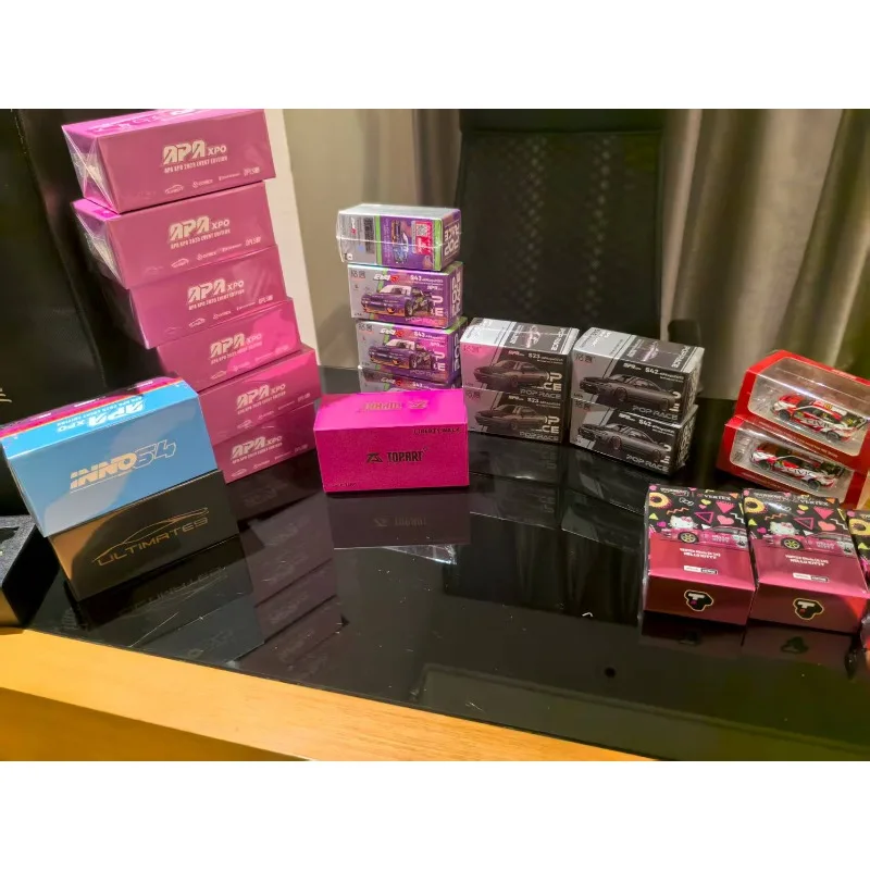 

Foshan Modification Exhibition 2025 1:64 INNO POPRACE GCD TW Die-cast alloy car model, Boys' toy.