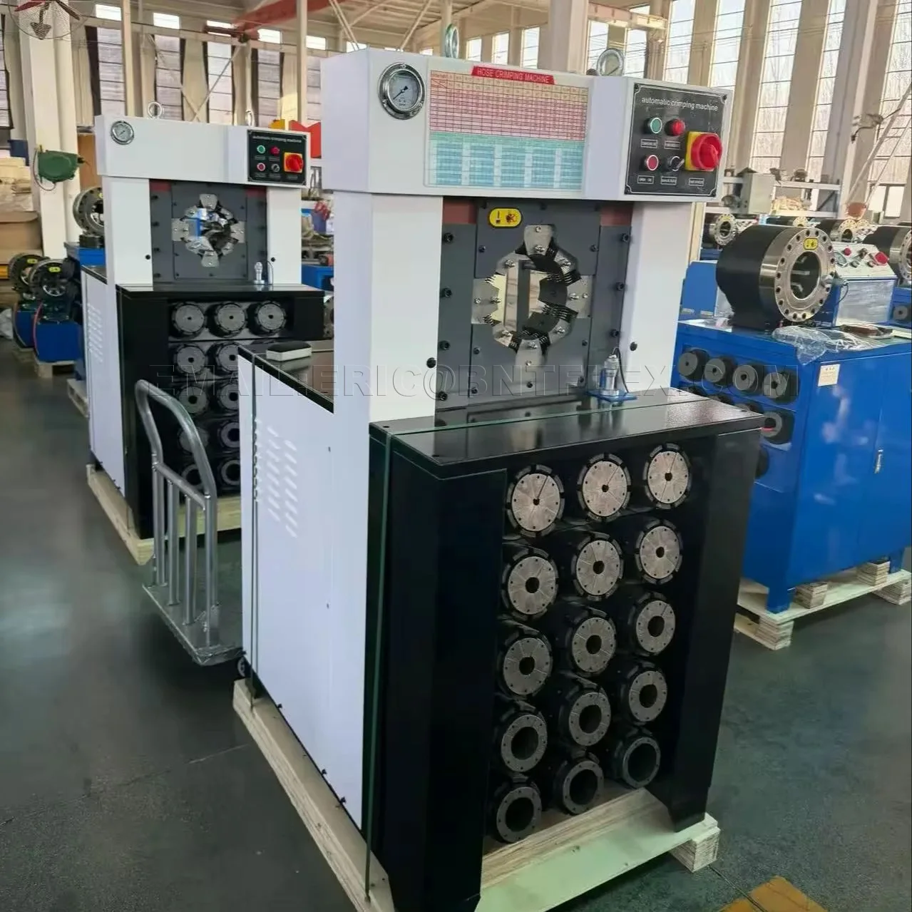 Customized 3 Inch super thin body large opening hydraulic hose crimping machine with 12 sets of dies