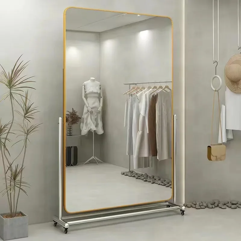 أرضية نحيفة لمتجر ملابس المشاهير على الإنترنت، مرآة متحركة بطول كامل